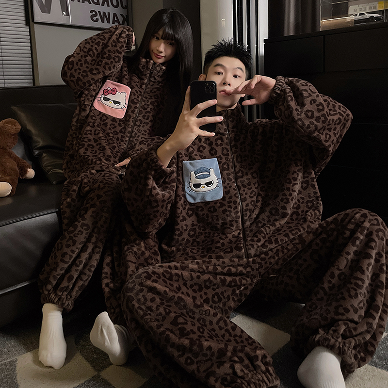 【新款预售】hellokitty豹纹拉链情侣睡衣秋冬珊瑚绒加厚家居服套装