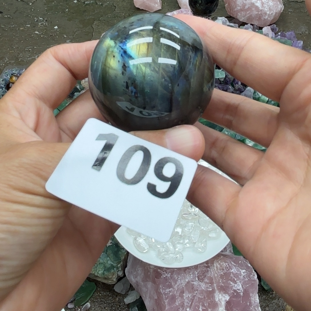 锦***玥未镶嵌水晶大型摆件（非配饰）