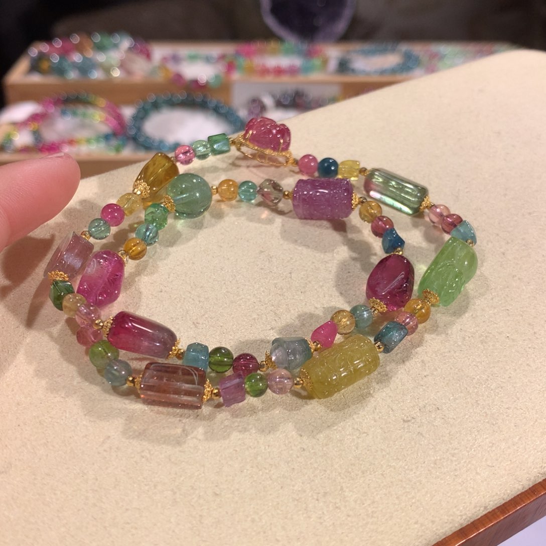 碧玺多样性发货一件未镶嵌