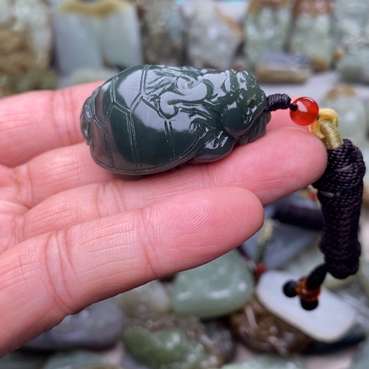 和田玉挂件未镶嵌