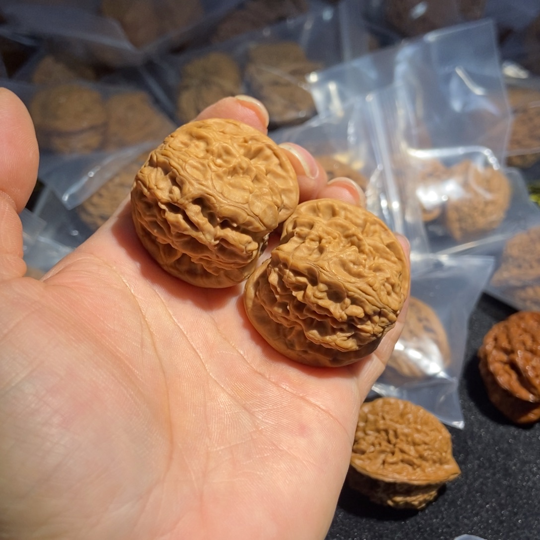 吊坠文玩核桃野狼核桃80