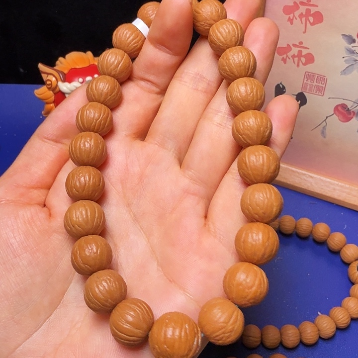 藏***帽吊坠猴头核桃聚宝盆