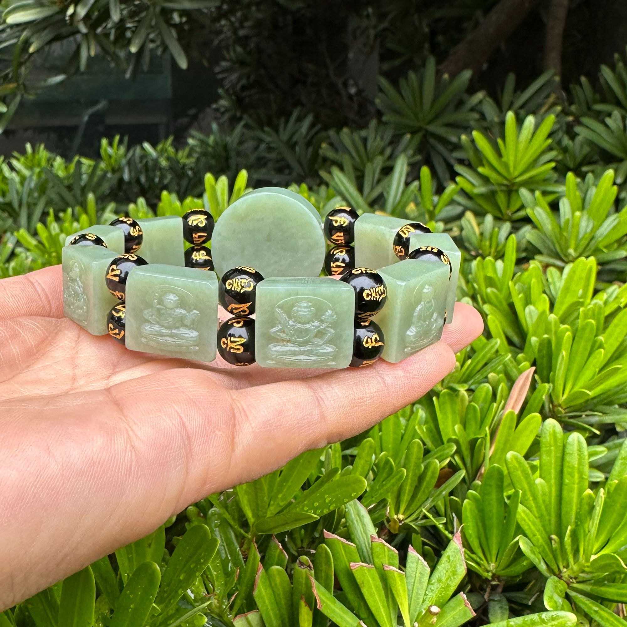 和田玉粉青八大守护神手串（有佛头和龙头拍了备注）