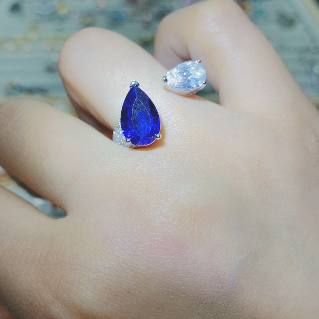 【闪购商品】托帕石耳饰银S925镶嵌