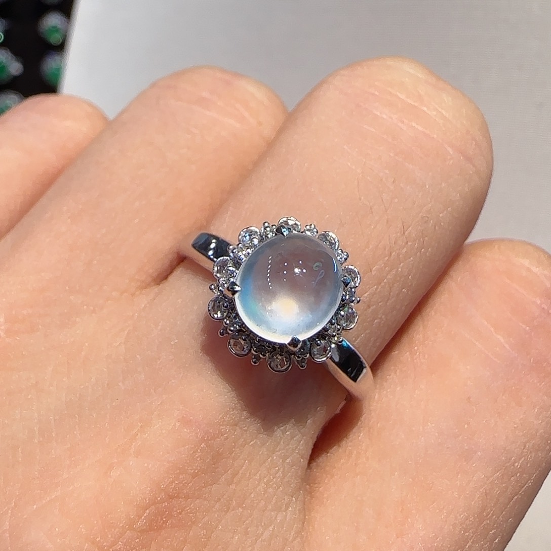 翡翠18K金镶嵌戒指戒指