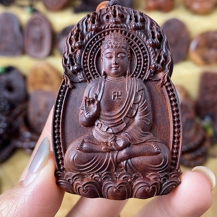 雪***山黄花梨/降香黄檀吊坠