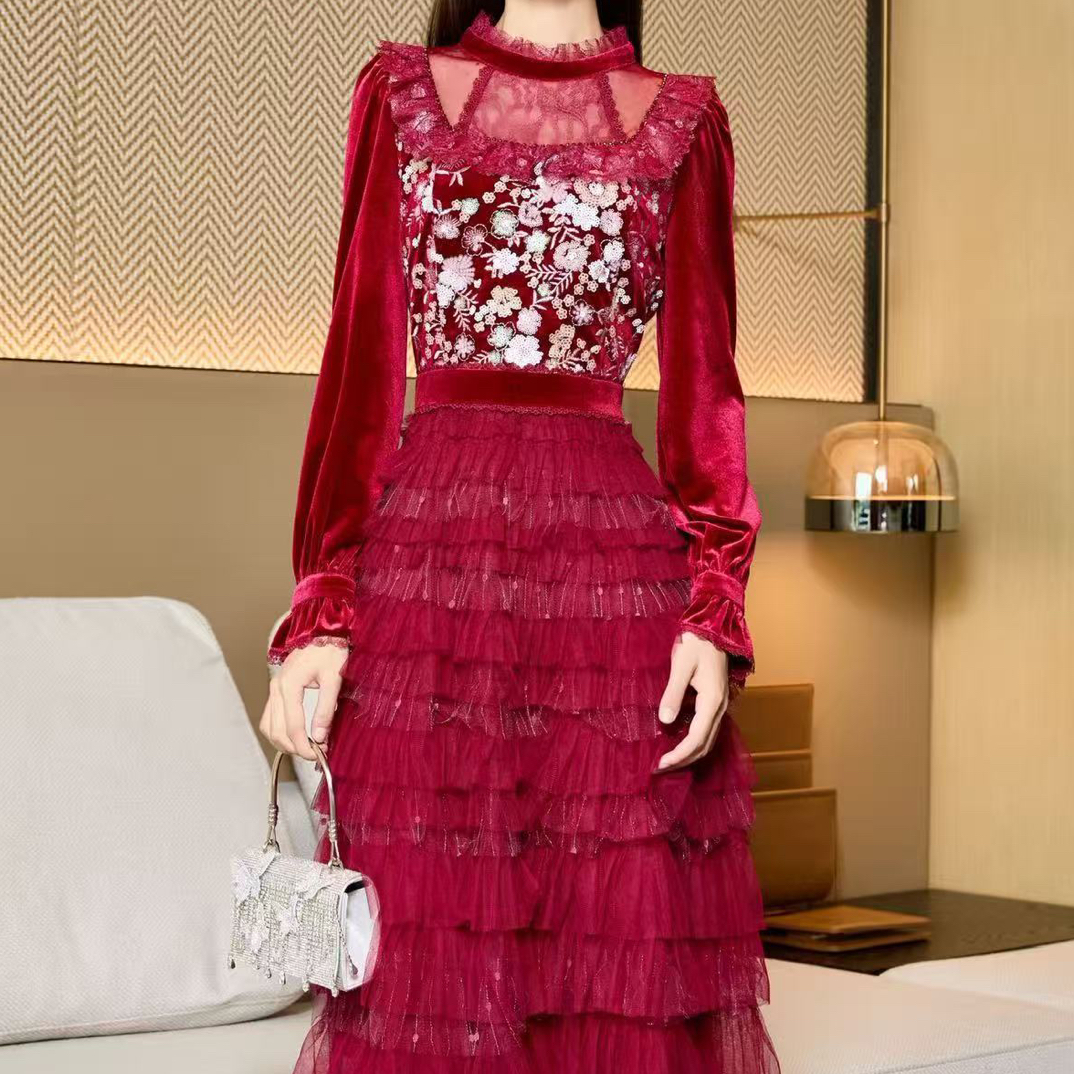 高级重工红色网纱长袖长款时尚气质小众设计感连衣裙