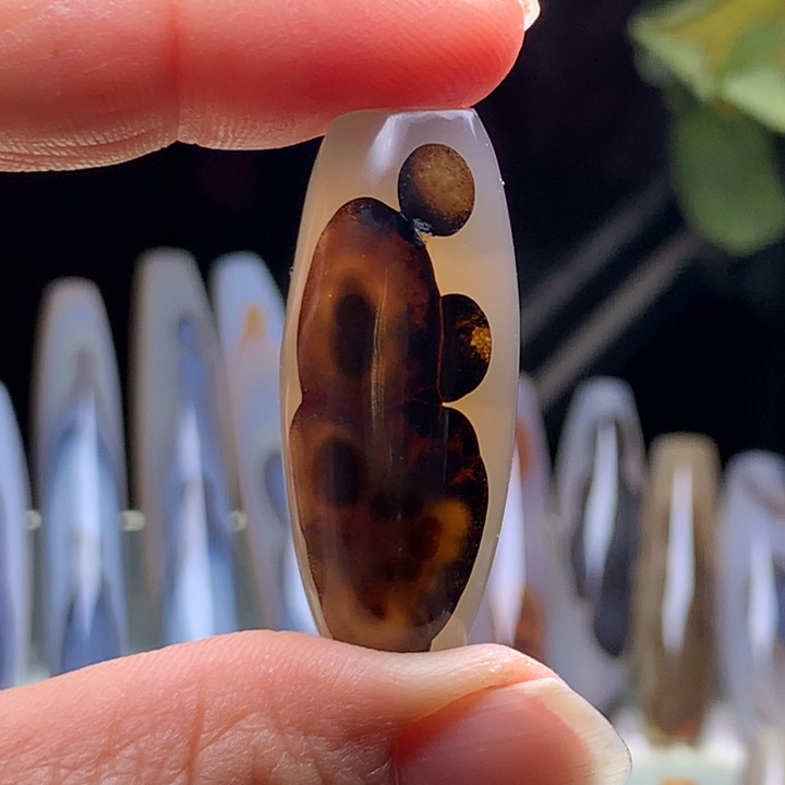 玛瑙/玉髓颈饰未镶嵌75