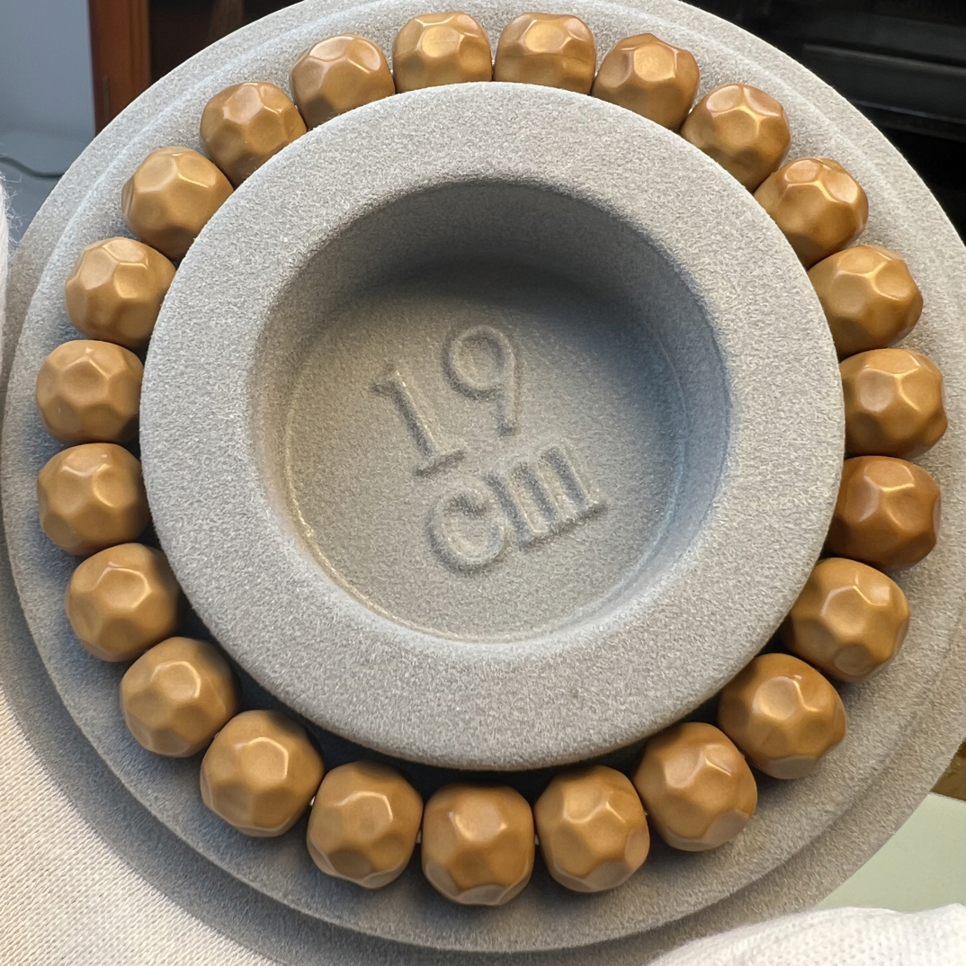 （物喜出品）全品无暇8+9+老籽精挑奶酪猴头手串