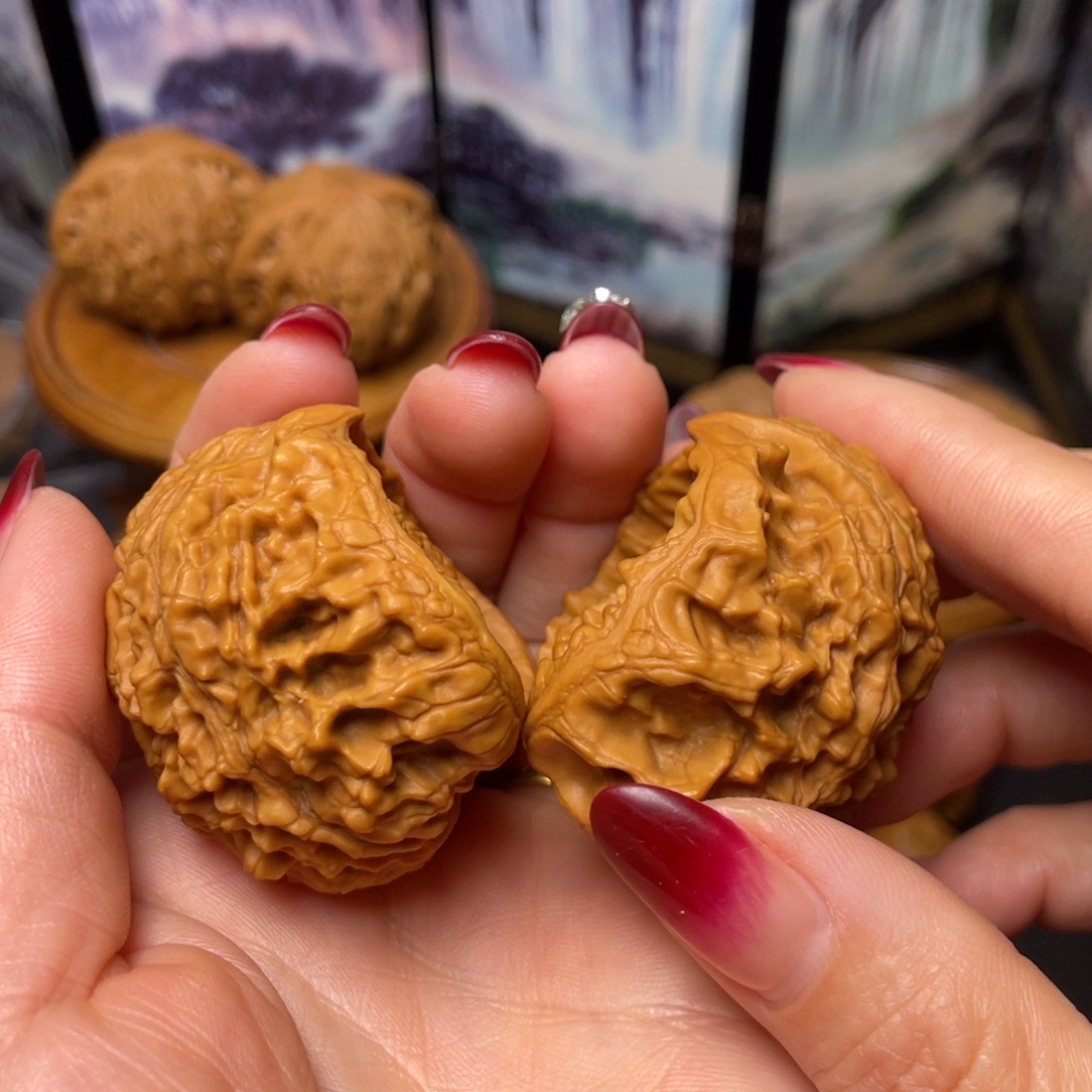 文玩核桃把件47聚宝盆