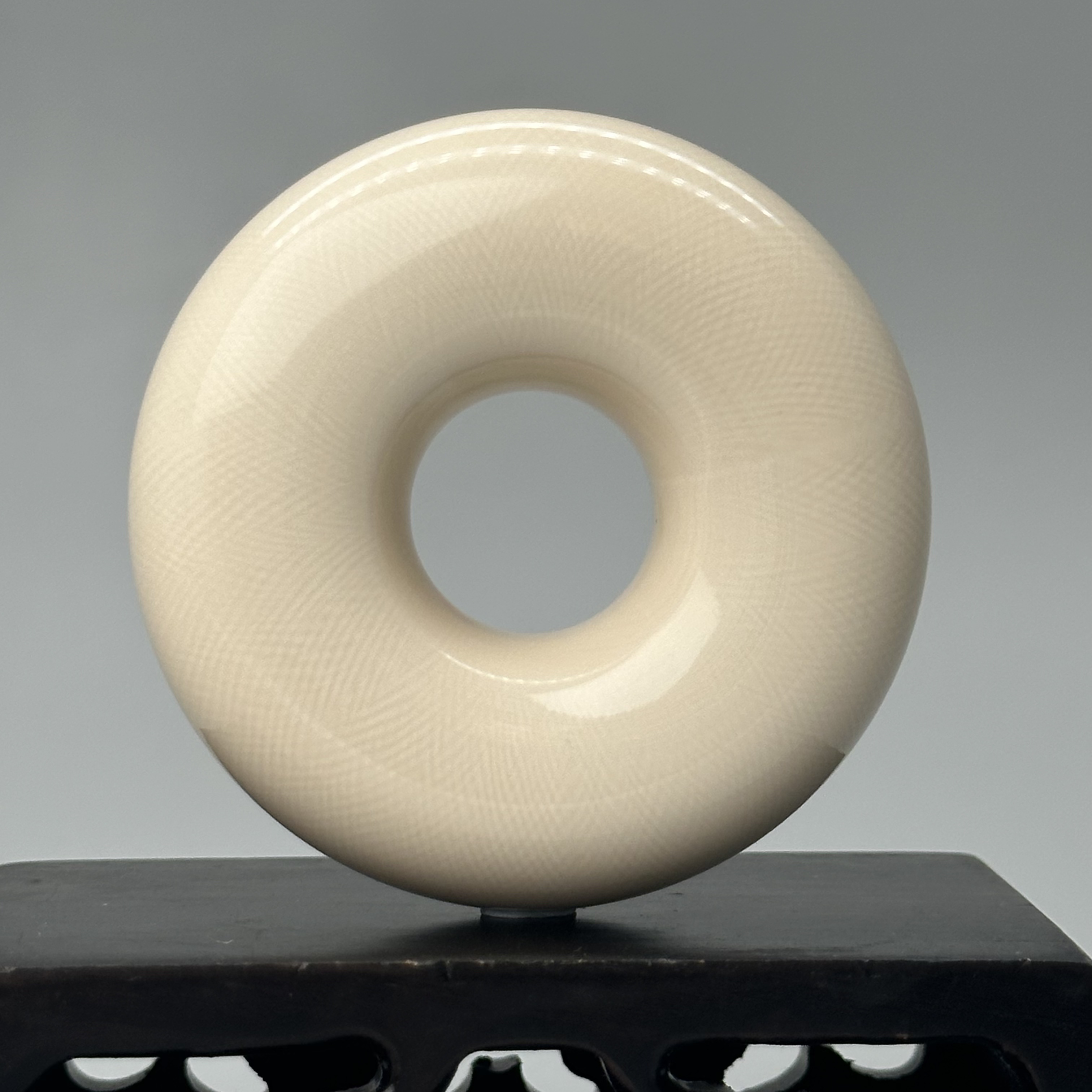 DEZHI/德志【54*19mm】54g平安扣甜甜圈全肉满纹猛犸吊坠绳P202