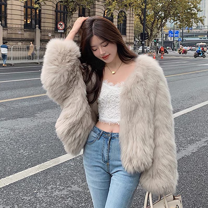 0765 Y52秋冬新款外套女短款宽松皮毛一体毛毛大衣8223