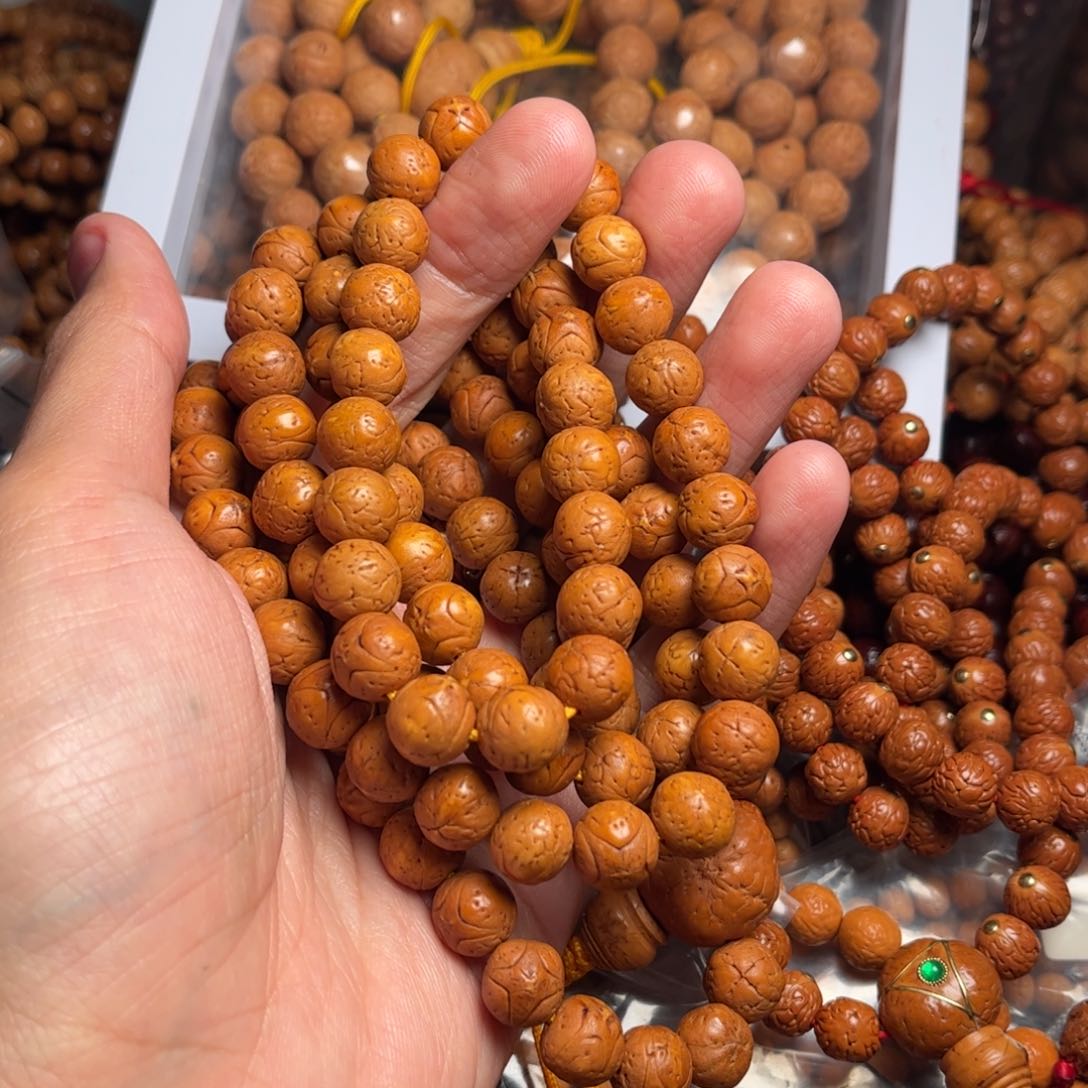 吊坠凤眼菩提榴*猪凤眼