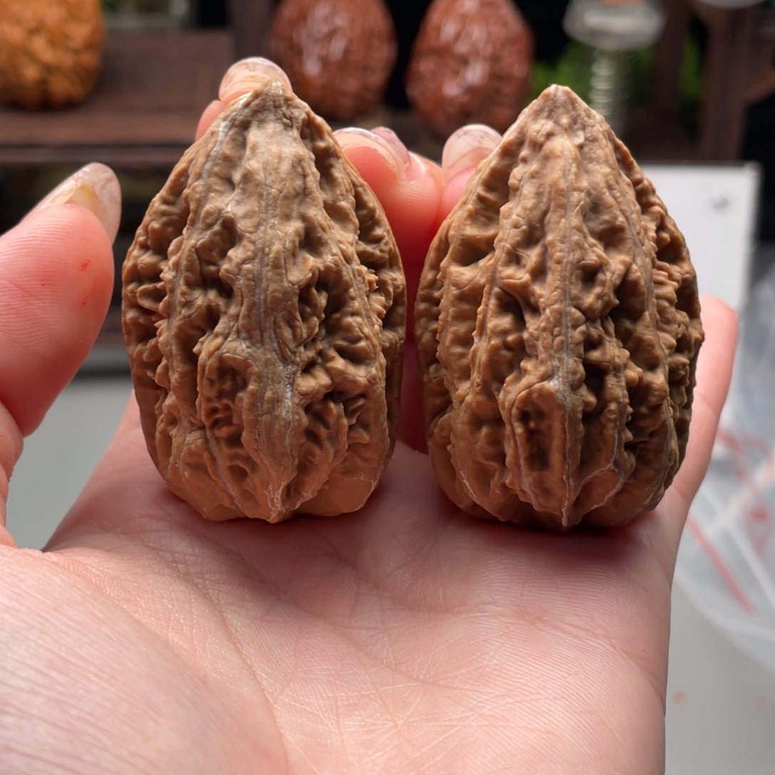 文玩核桃把件小楸千70