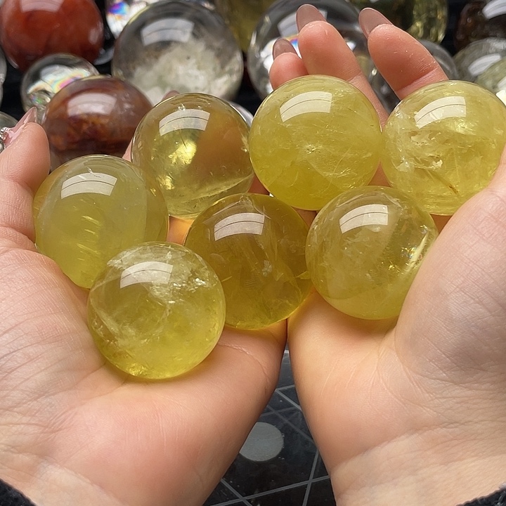 雨***希水晶珠宝半成品未镶嵌