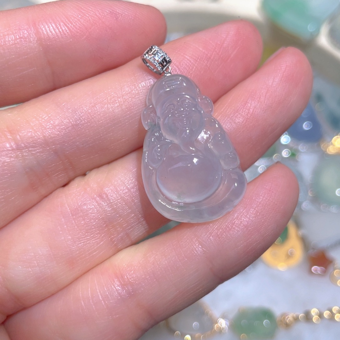 翡翠颈饰18K金镶嵌翡翠