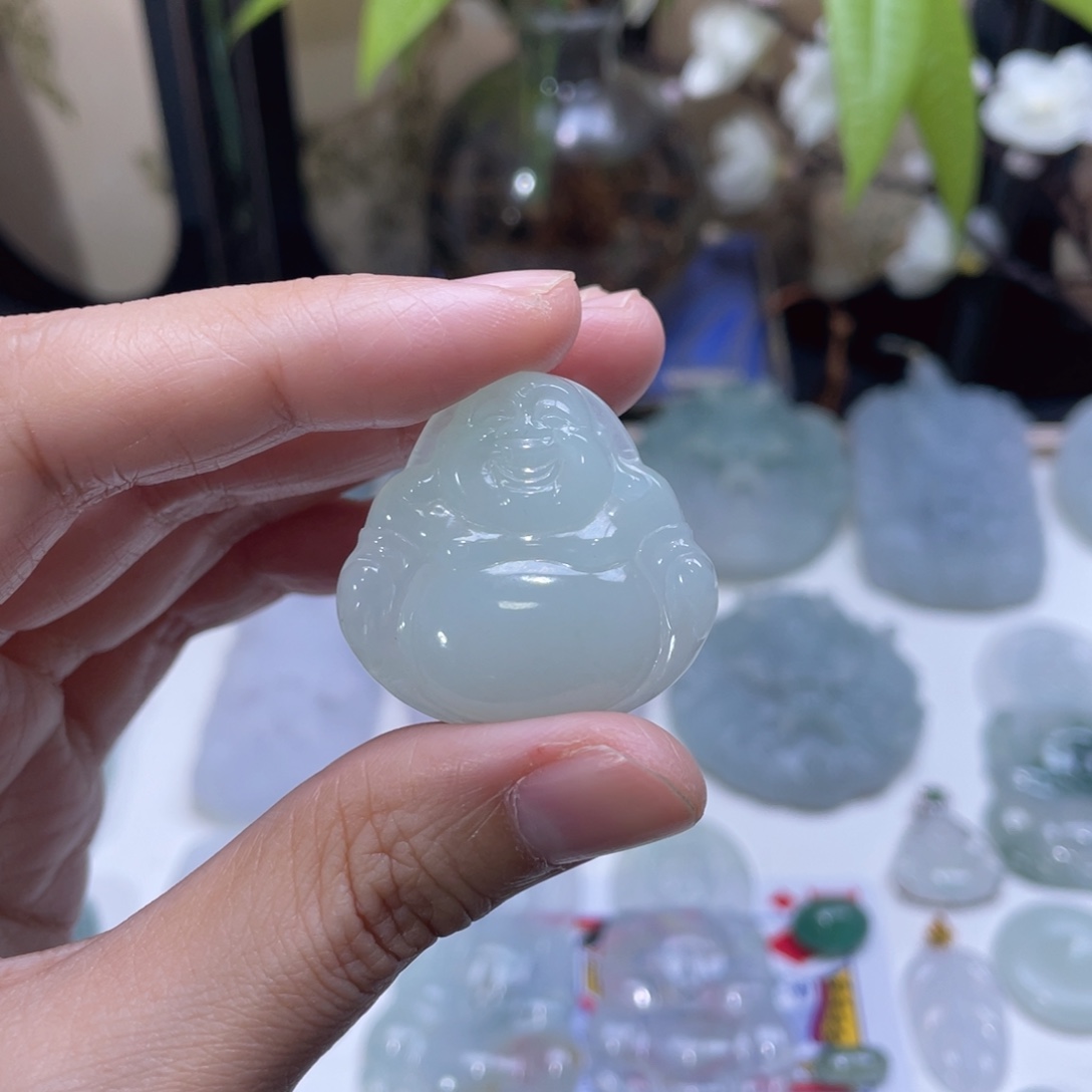 翡翠未镶嵌颈饰缅甸A货