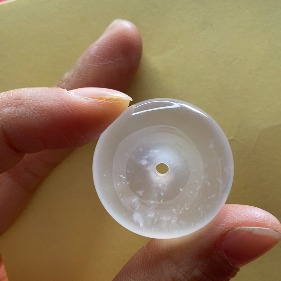 石英质玉颈饰未镶嵌