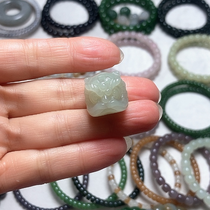 和田玉手链未镶嵌