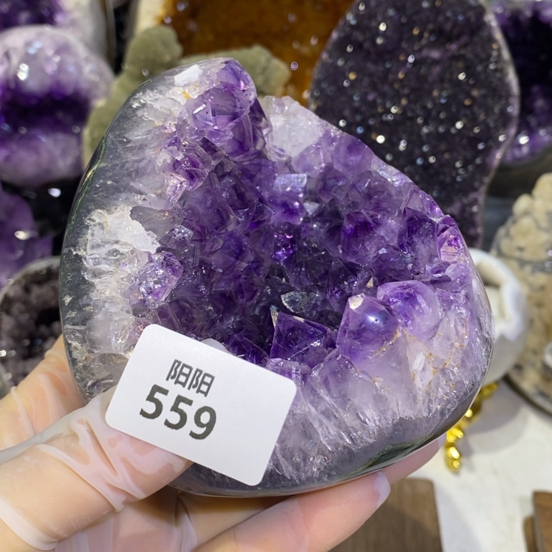 水晶未镶嵌大型摆件（非配饰）