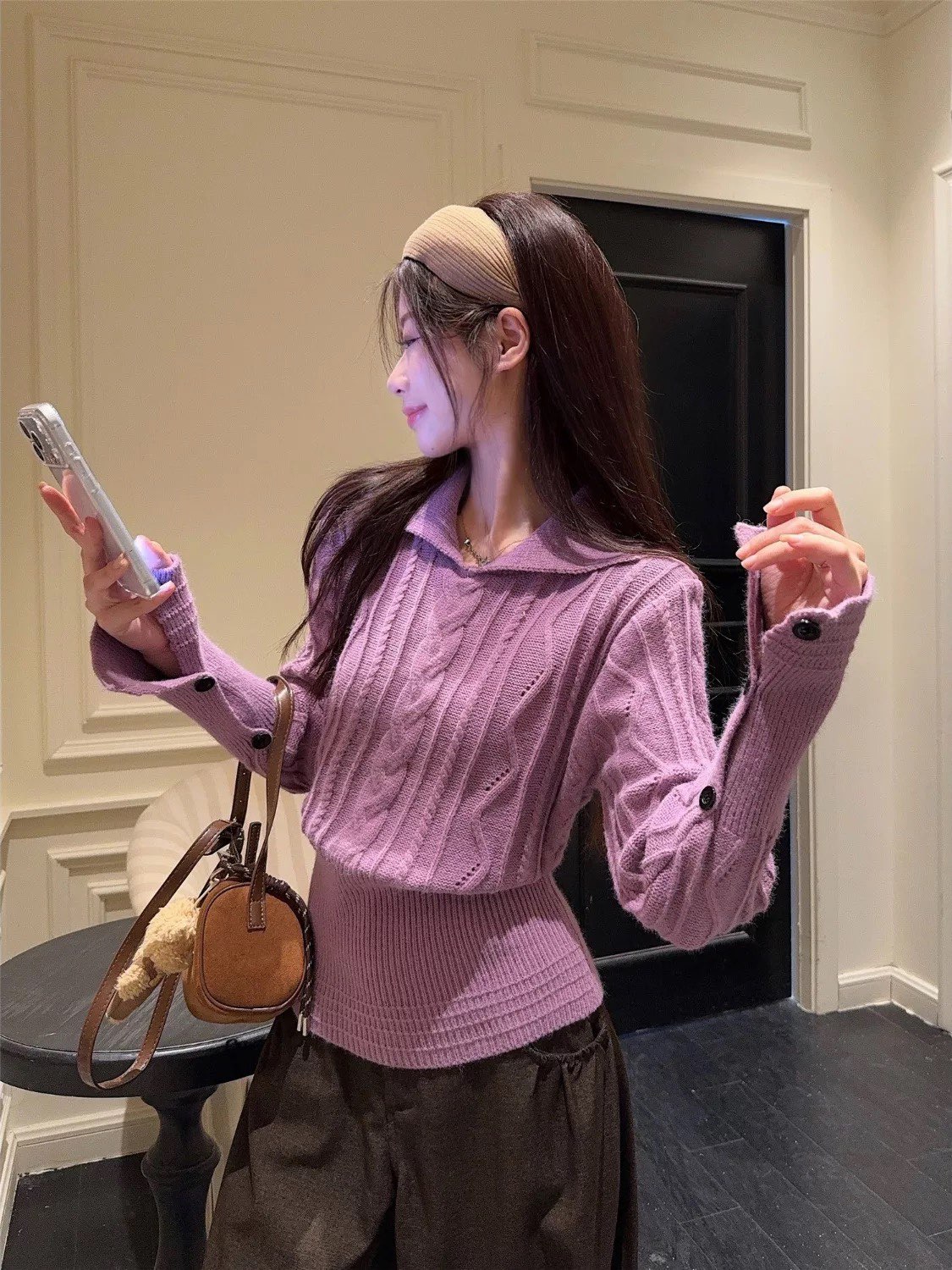 2025新款设计感韩系翻领麻花收腰打底显瘦毛衣女小众外穿遮肉上衣