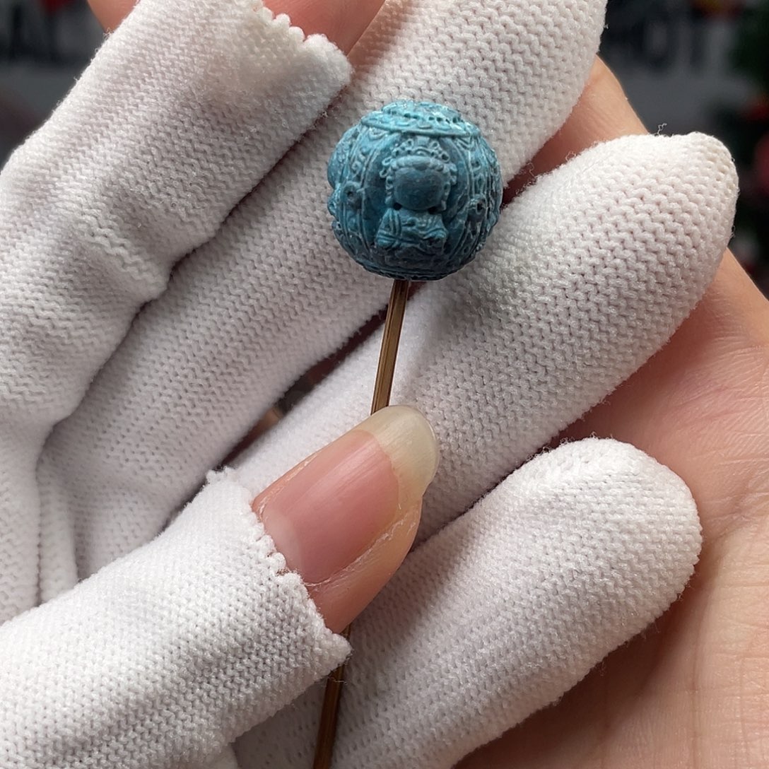 绿松石未镶嵌挂件