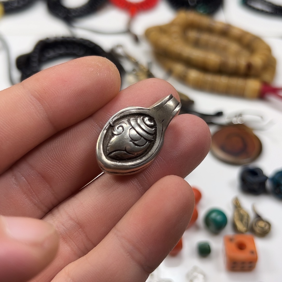 金刚菩提吊坠藏传原装老法螺卡子