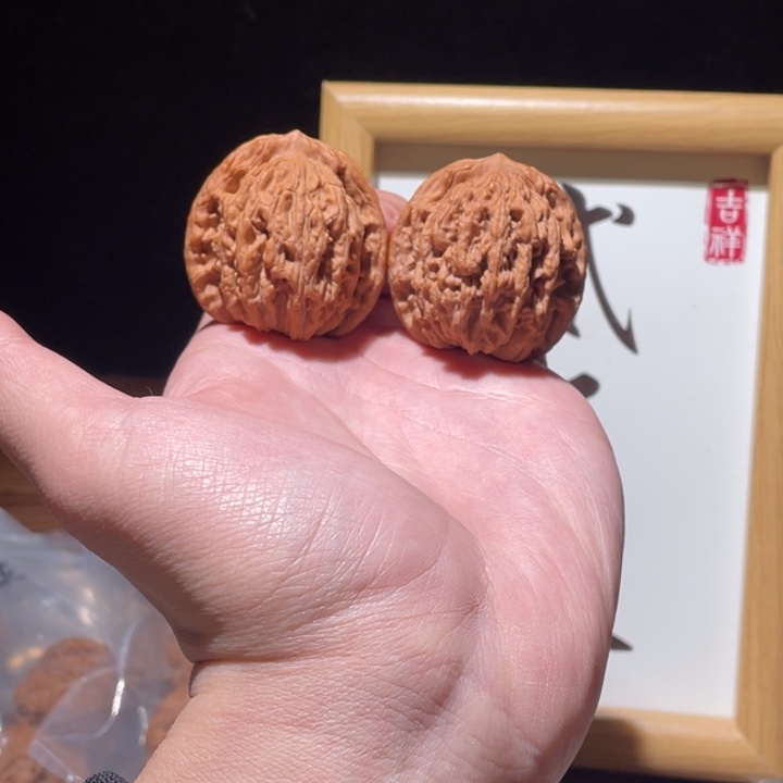 把件文玩核桃41全品虎头大克重