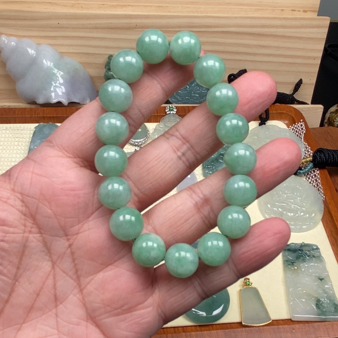 翡翠未镶嵌颈饰绿手串卡12.3 缅甸天然a货翡翠高级感礼物