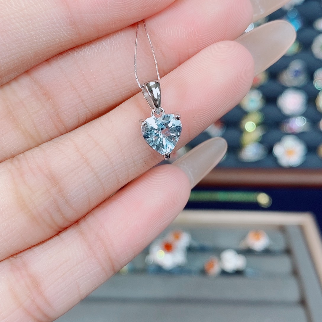 银S925镶嵌颈饰海蓝宝石