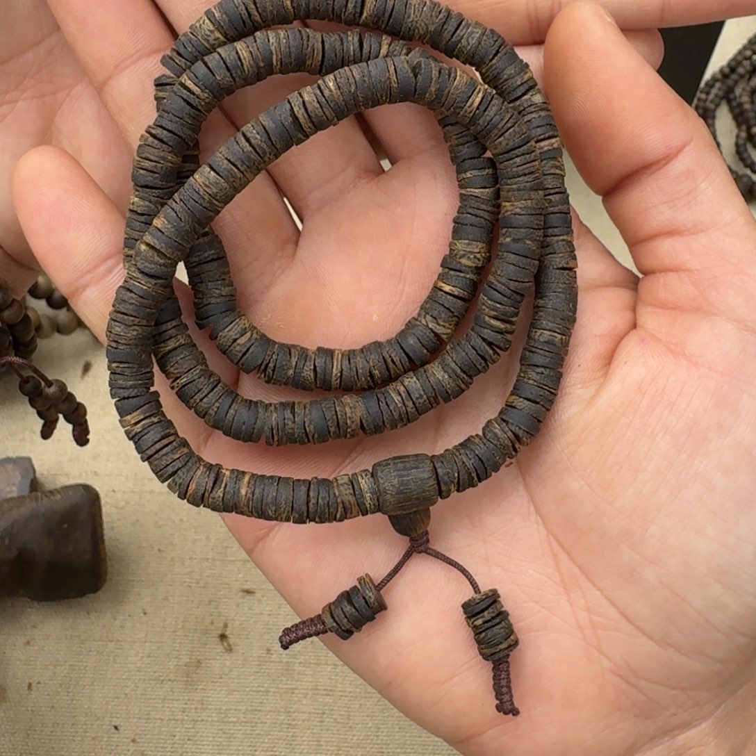 沉香手串绿奇楠沉水多圈约0.6-16多样性发一条