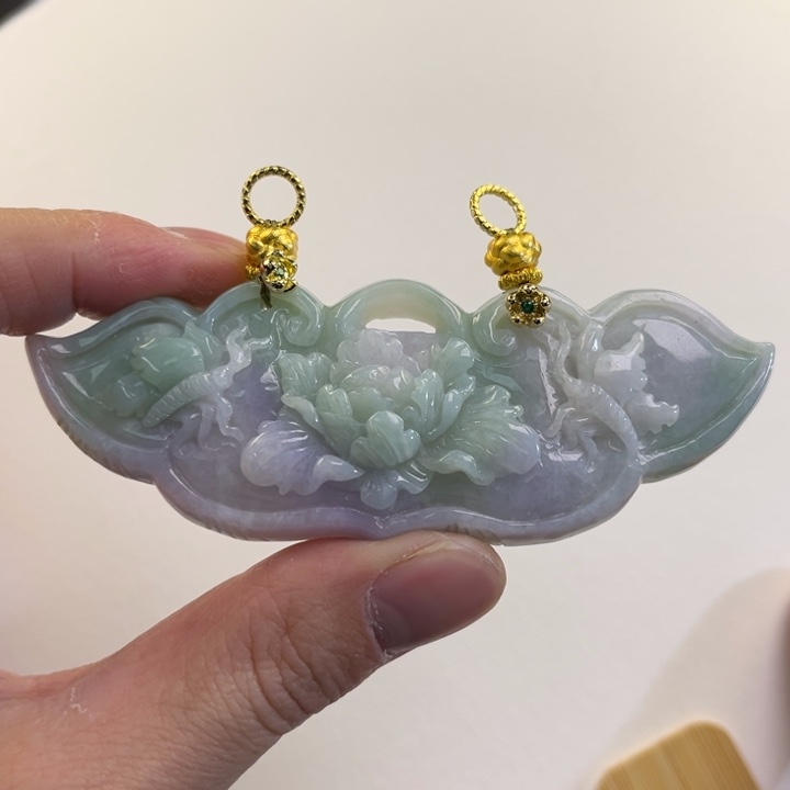 翡翠吊坠(赠链)未镶嵌代编织