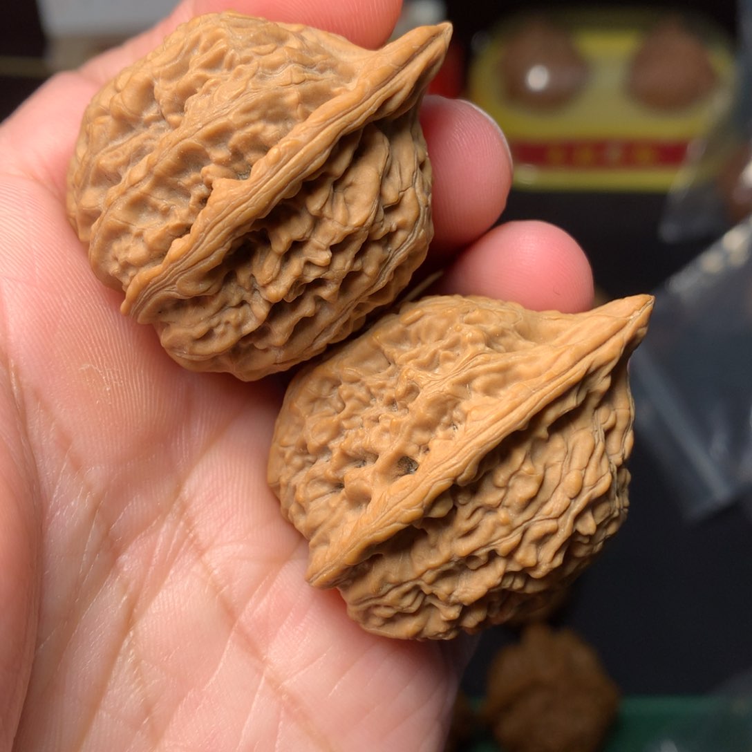 吊坠文玩核桃?***呀秦鸡