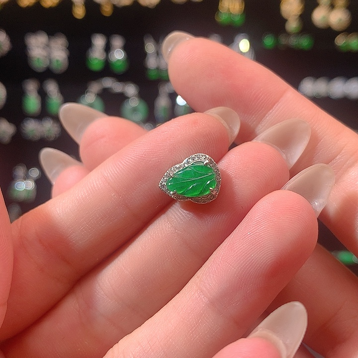 用***8翡翠银S925镶嵌耳饰耳钉