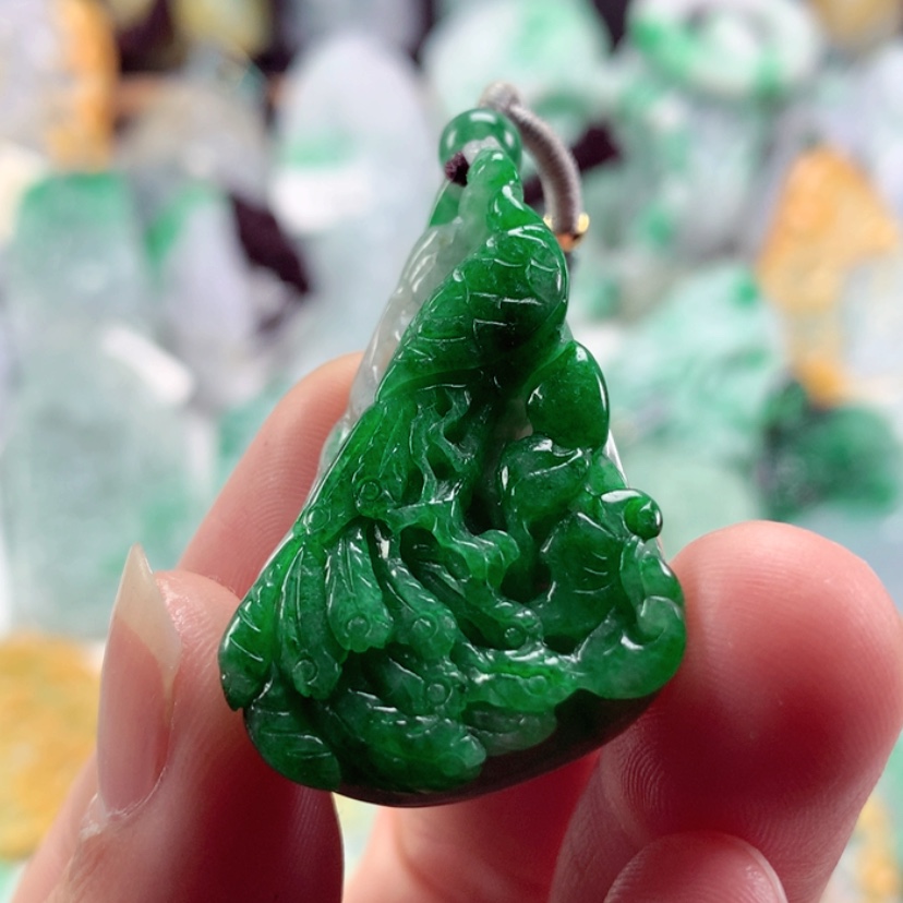 【闪购商品】翡翠吊坠(不含链)未镶嵌