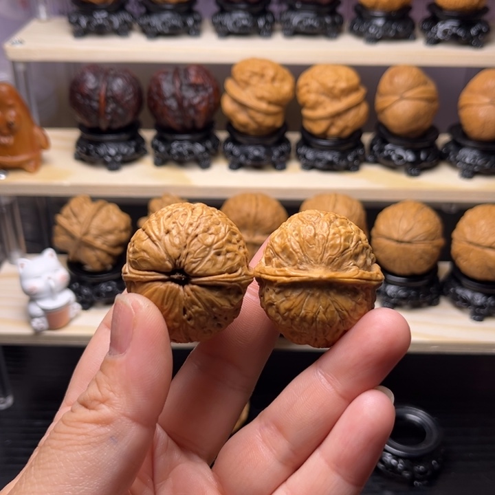 文玩核桃吊坠11w溜溜球