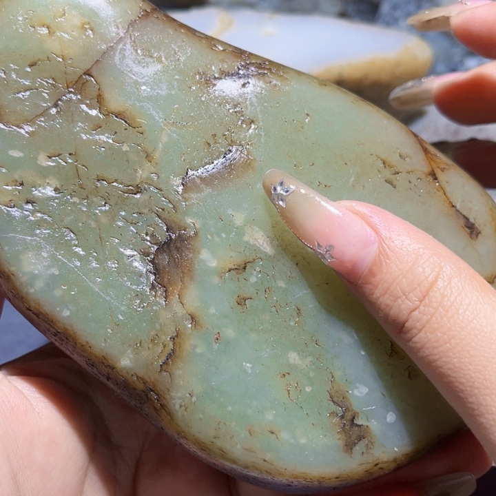 和田玉（糖玉）未镶嵌珠宝奇石