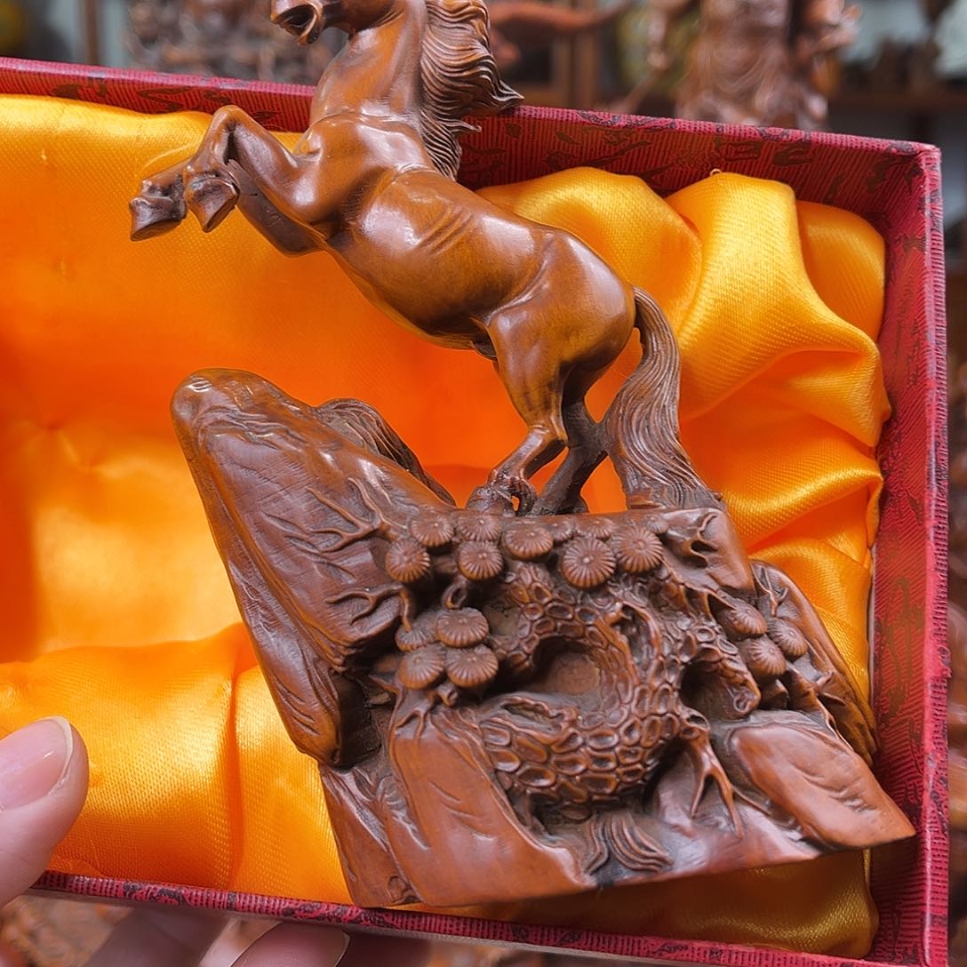 黄杨木黄杨木雕刻高度15厘米