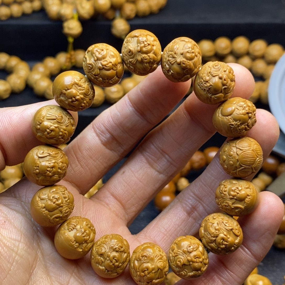 吊坠猴头核桃直播间