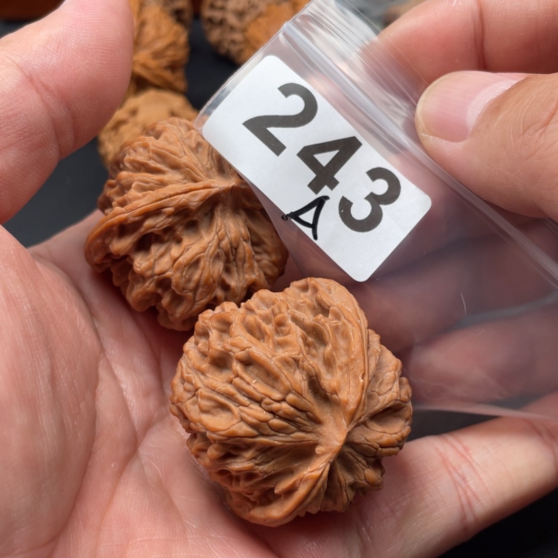 吊坠文玩核桃苹果43