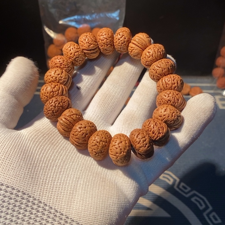 文玩核桃手串……67