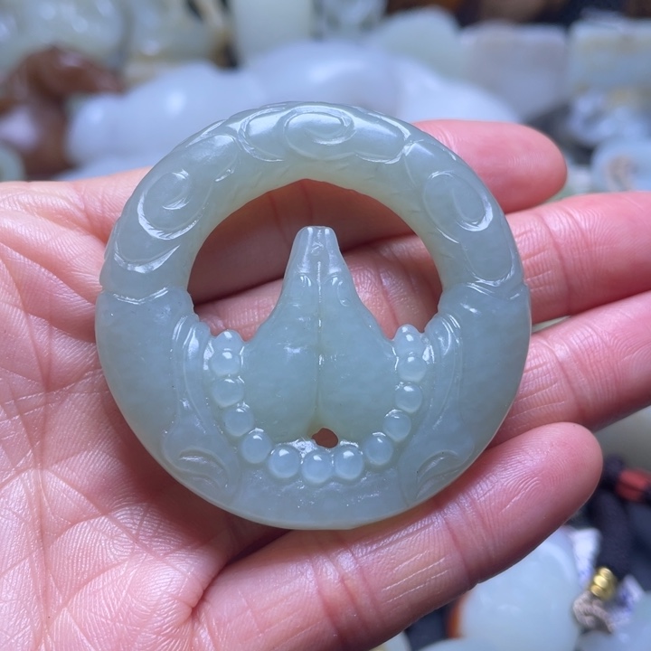 和田玉挂件未镶嵌