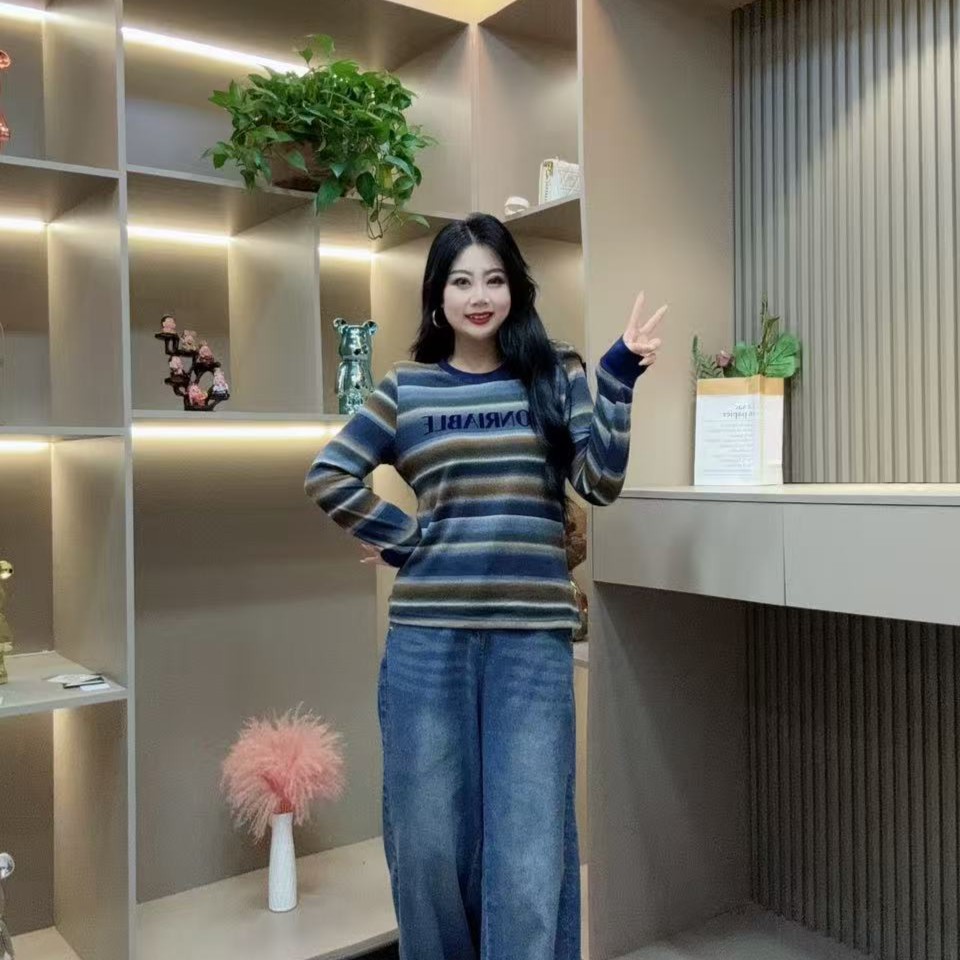 秋季小衫-丫 5905时尚休闲潮流条纹字母显瘦款胖MM大码女装新款