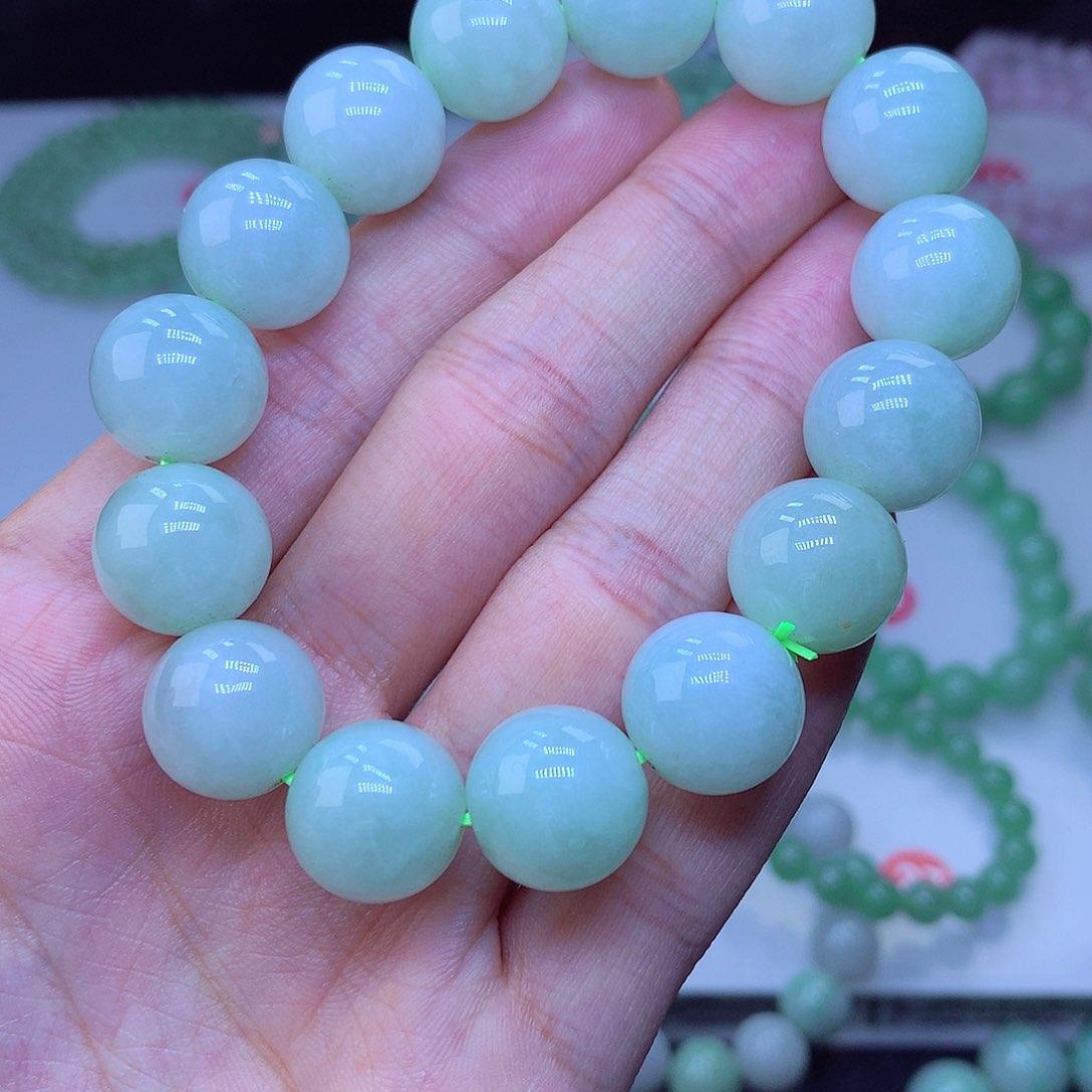 翡翠未镶嵌毛衣链