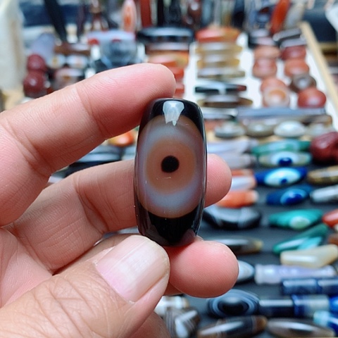 玛瑙/玉髓合金颈饰