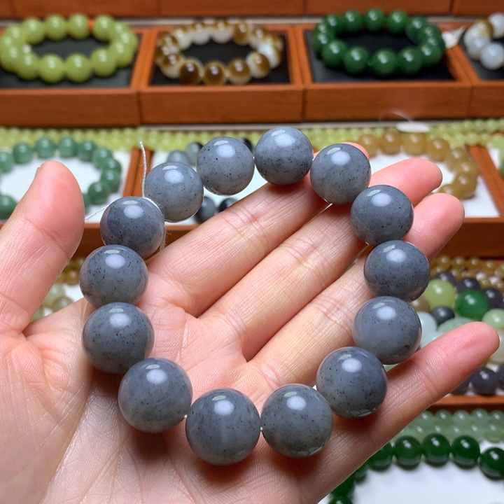 和田玉手串未镶嵌