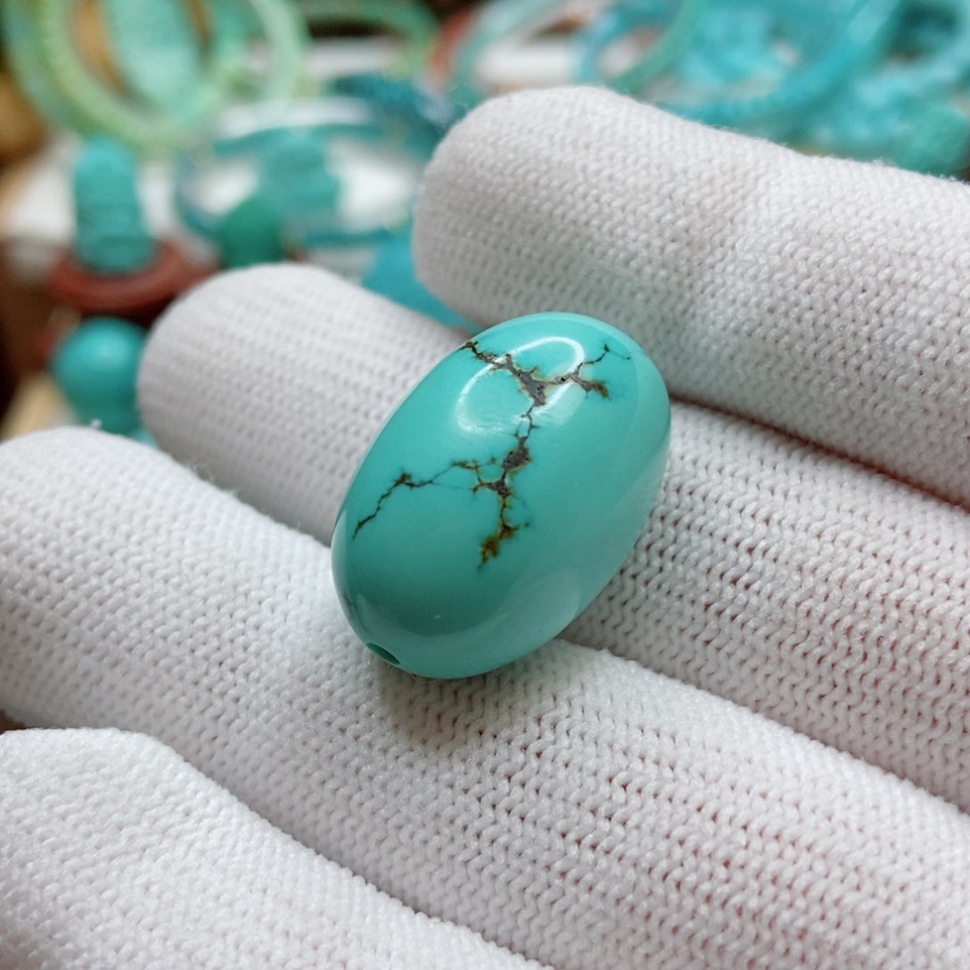 绿松石珠子未镶嵌