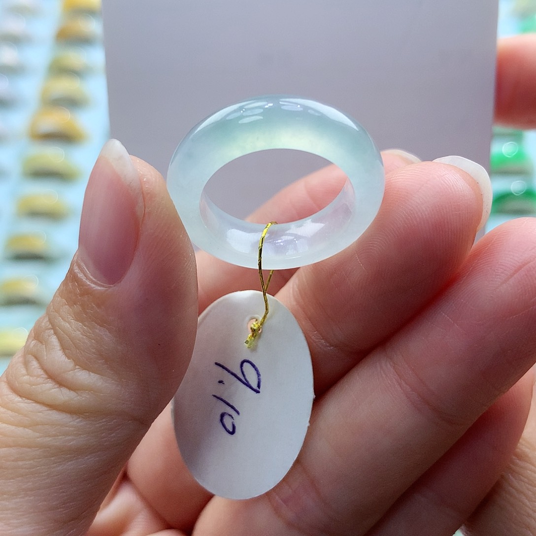 翡翠戒指未镶嵌910圈