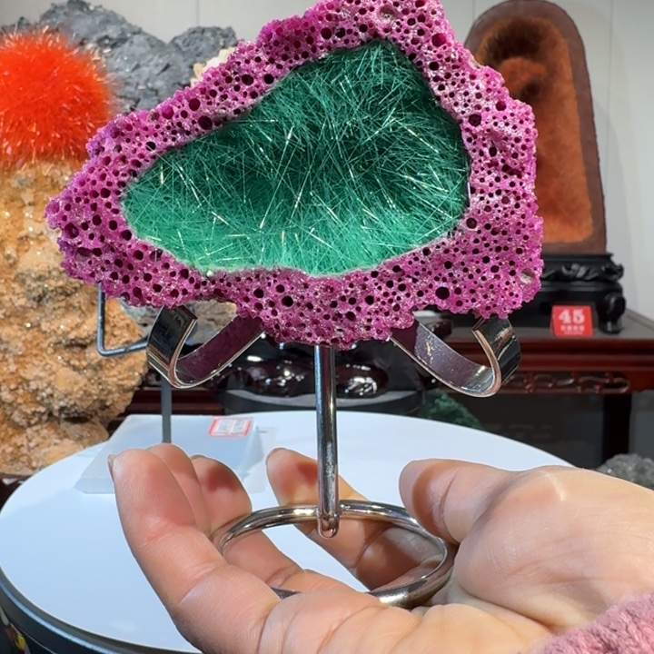 石材红刚绿发共生摆件