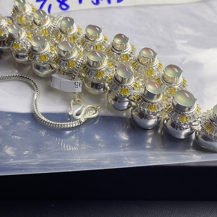 柠***8未镶嵌定制翡翠86889969988